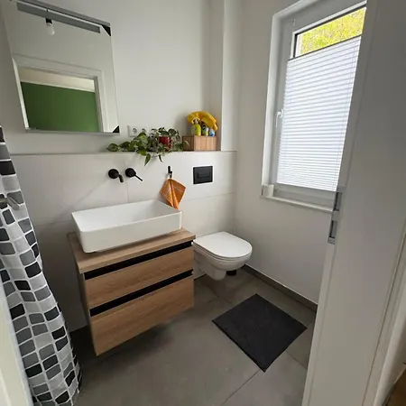 Kleines, Feines In Perfekte Lage Bei A30 A2 Und Bad Oeynhausen *